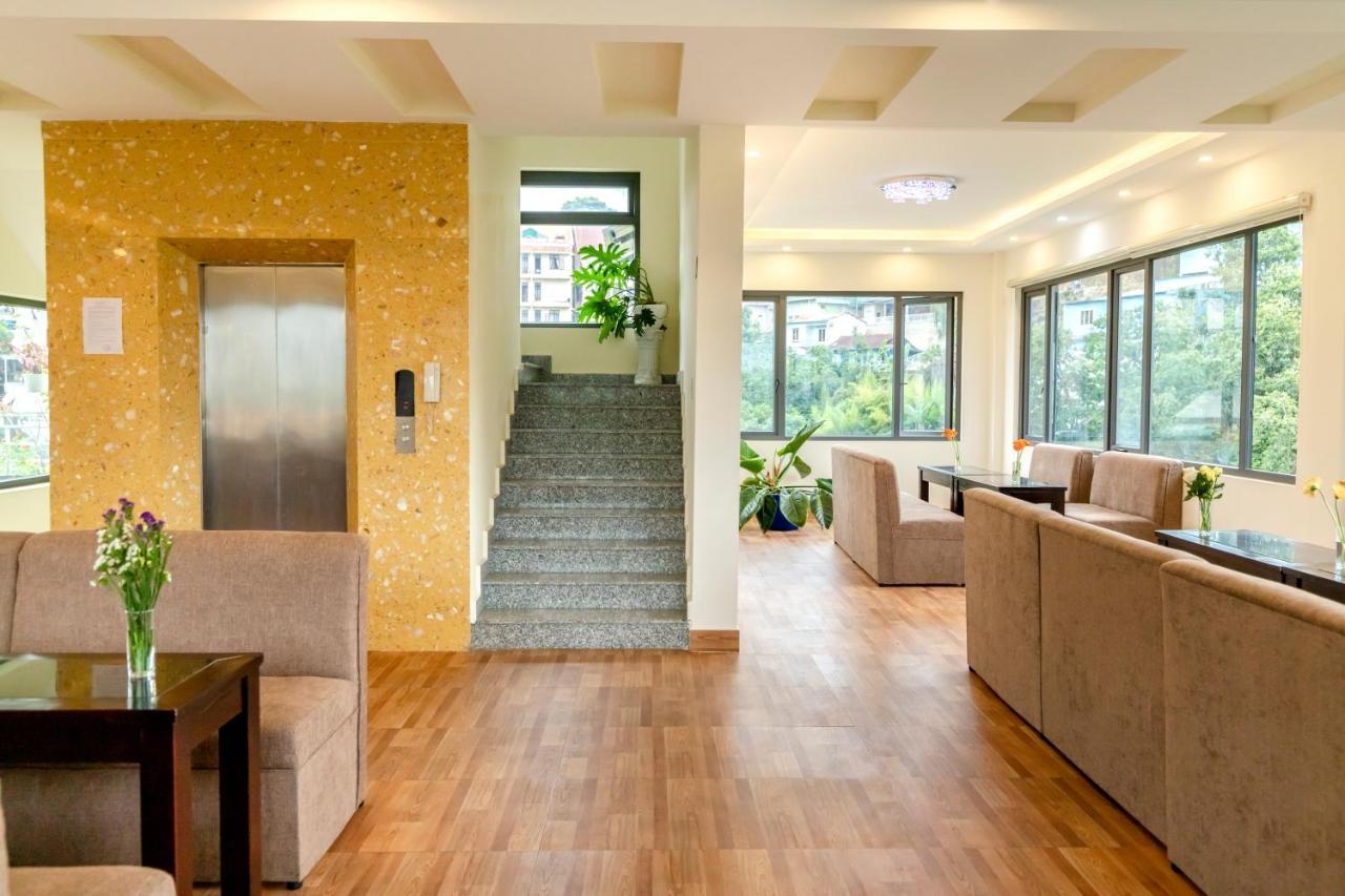 Van Tien Tv Hotel Da Lat- Ttn Hotel Buitenkant foto